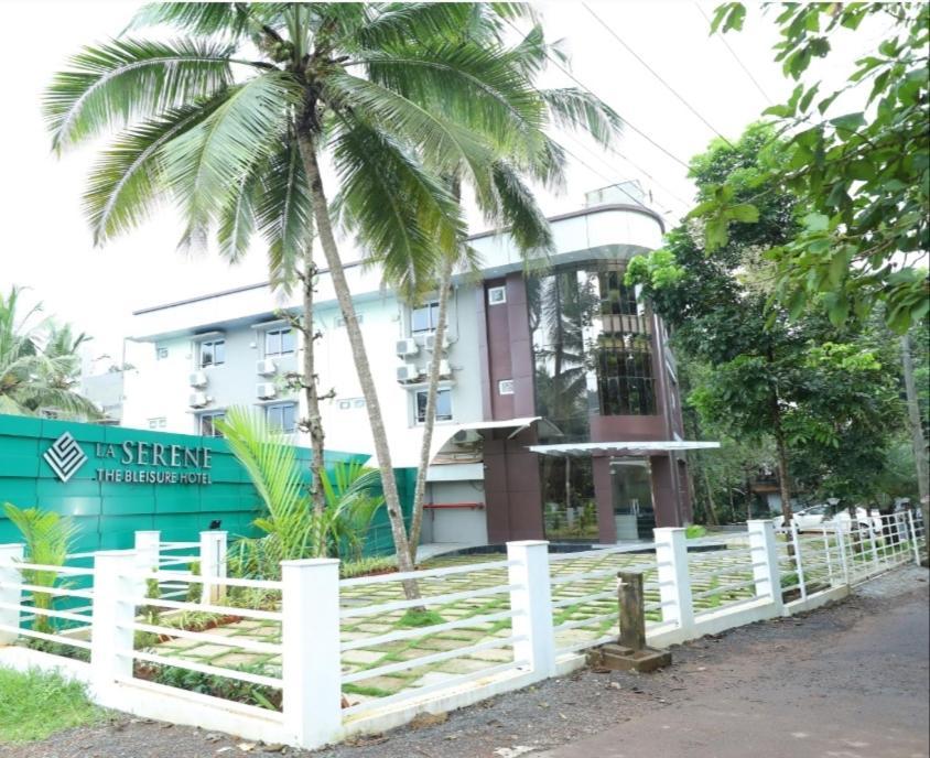 Hotel La Serene Mattannur Mattanur Exterior photo